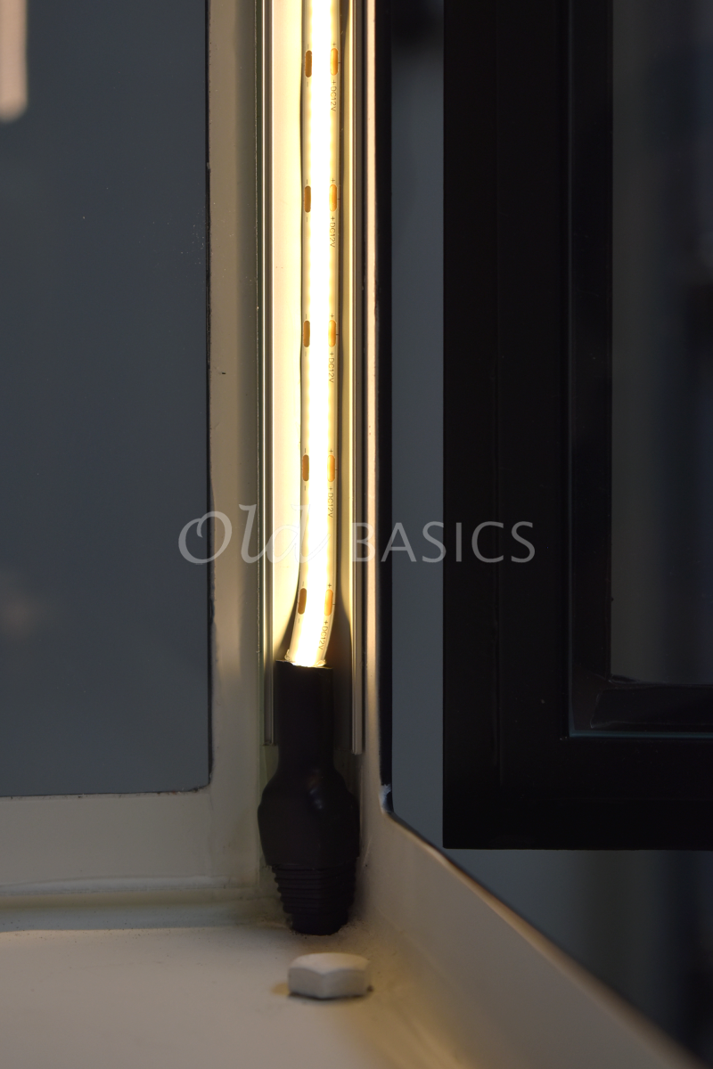 Detail van Apothekerskast Vitrine  LED, 2 deuren, RAL7021, zwart, grijs, materiaal staal